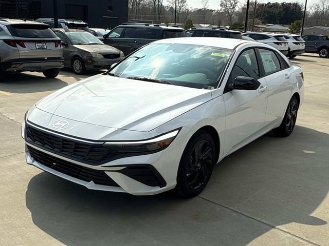 New 2026 Hyundai Elantra Sport w/ Cargo Package image 4