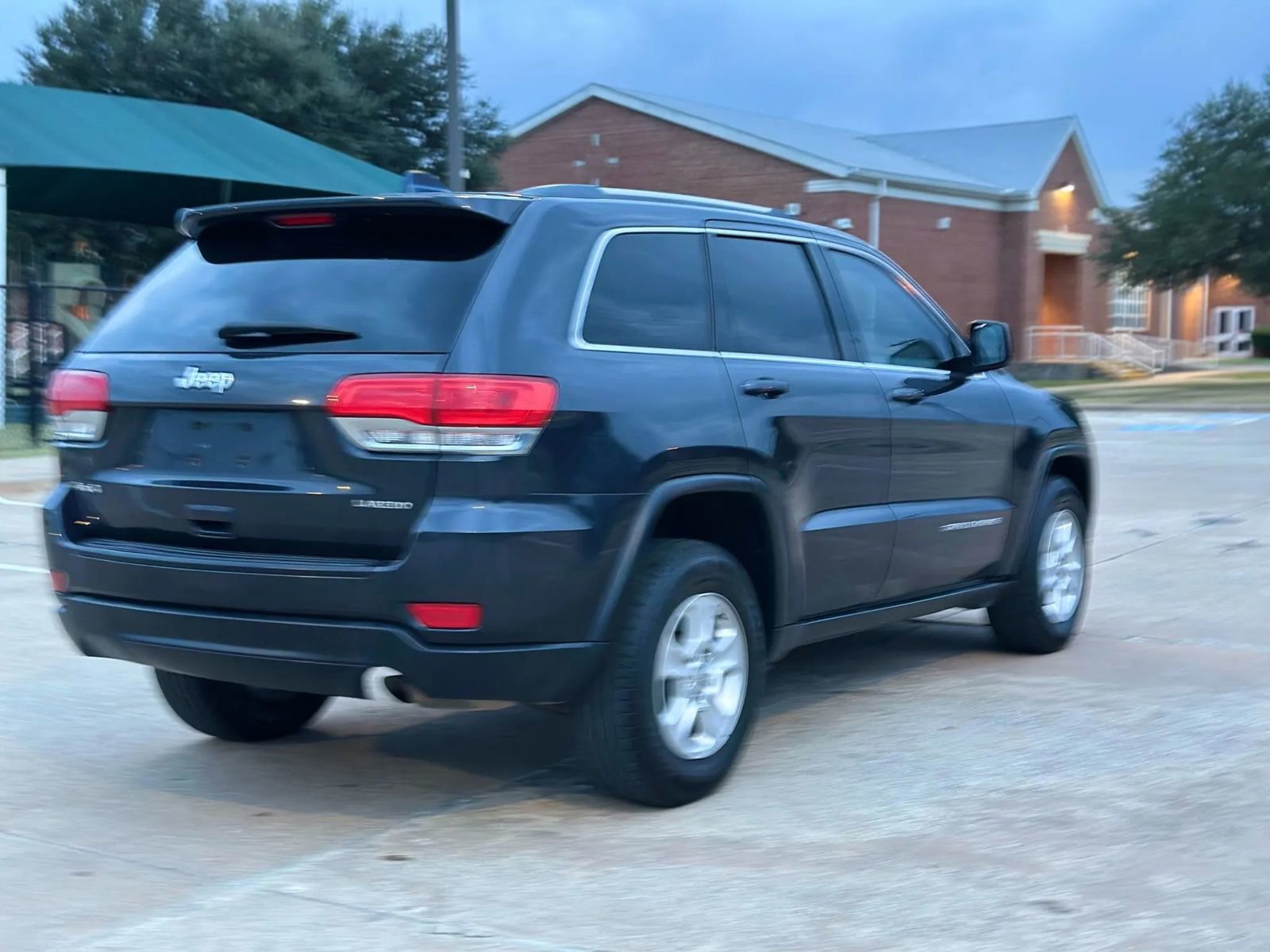 Used 2015 Jeep Grand Cherokee Laredo w/ Quick Order Package 23E image 5