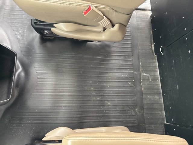 Used 2020 Chevrolet Express 2500 w/ Driver Convenience Package image 28