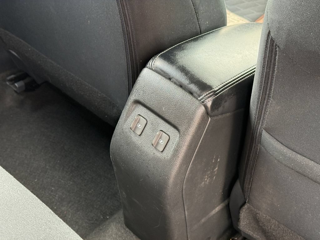 Used 2024 Nissan Kicks SR FWD image 21