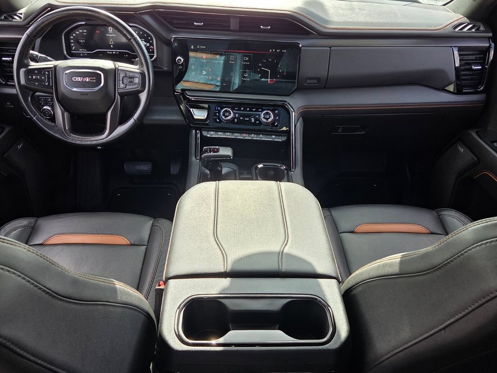 Used 2023 GMC Sierra 1500 AT4 w/ AT4 Premium Package AWD/4WD image 6