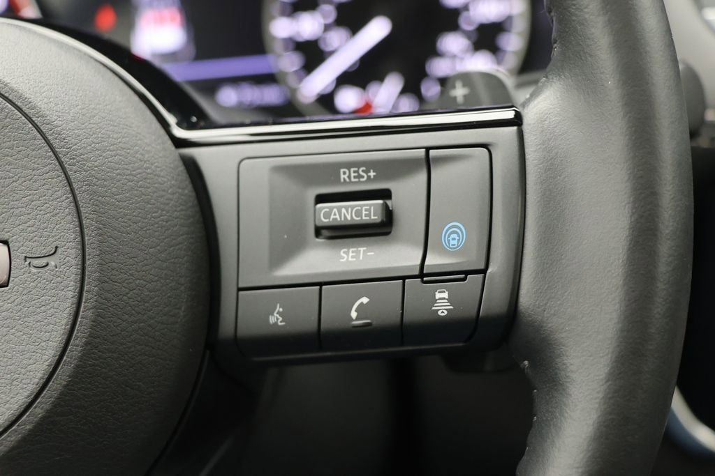 Used 2023 Nissan Rogue SL w/ SL Premium Package image 21