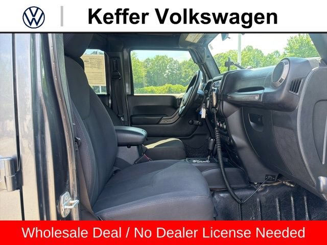 Used 2016 Jeep Wrangler Unlimited Sport AWD/4WD image 24