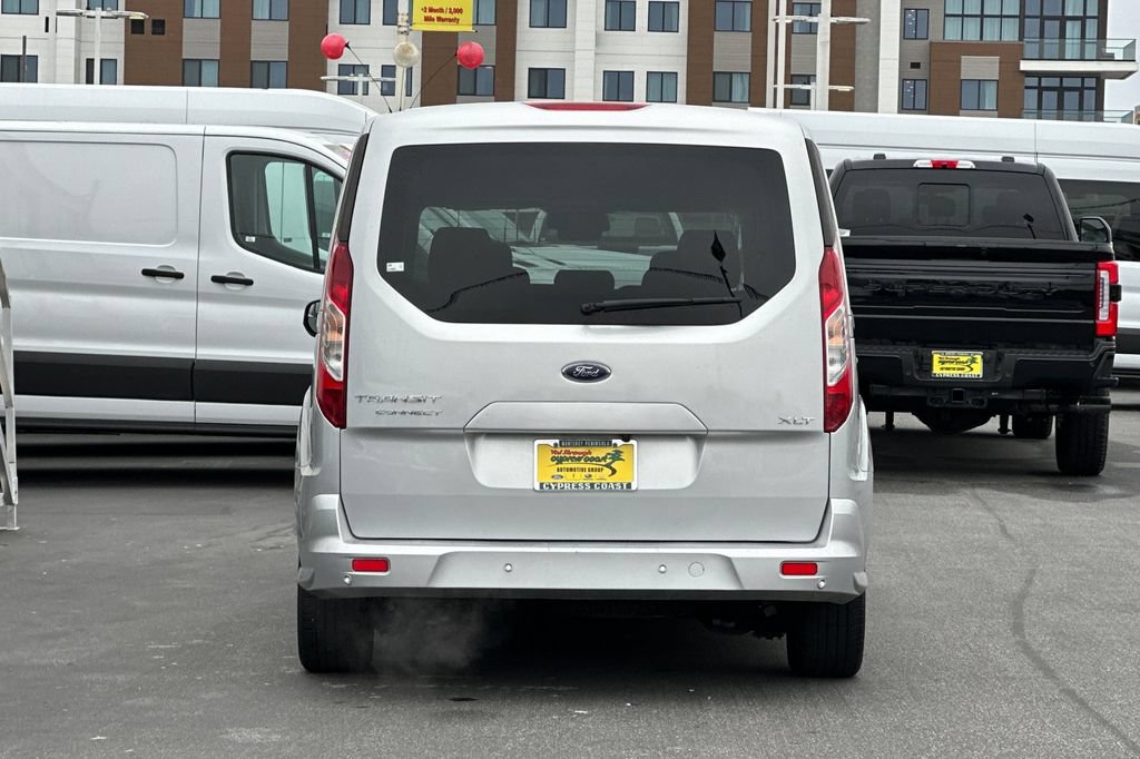 Certified 2021 Ford Transit Connect XLT FWD image 4