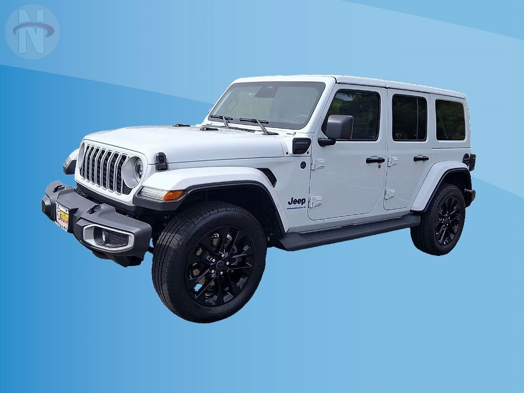 Used 2025 Jeep Wrangler Unlimited Sahara AWD/4WD image 4