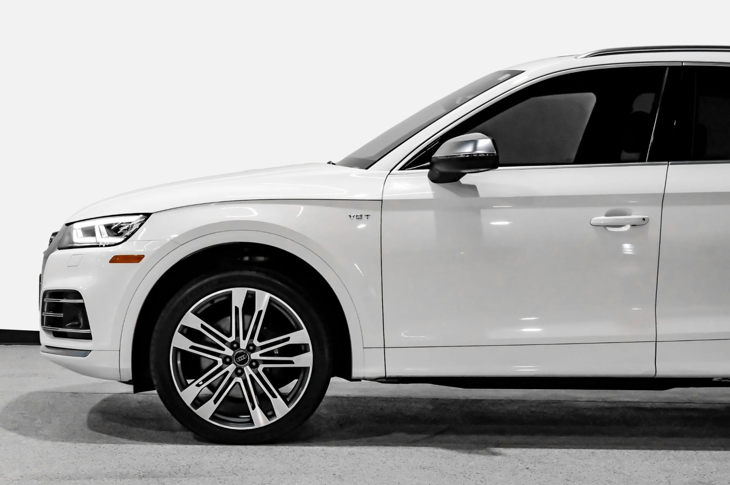 Used 2018 Audi SQ5 Prestige w/ Prestige Package AWD/4WD image 14