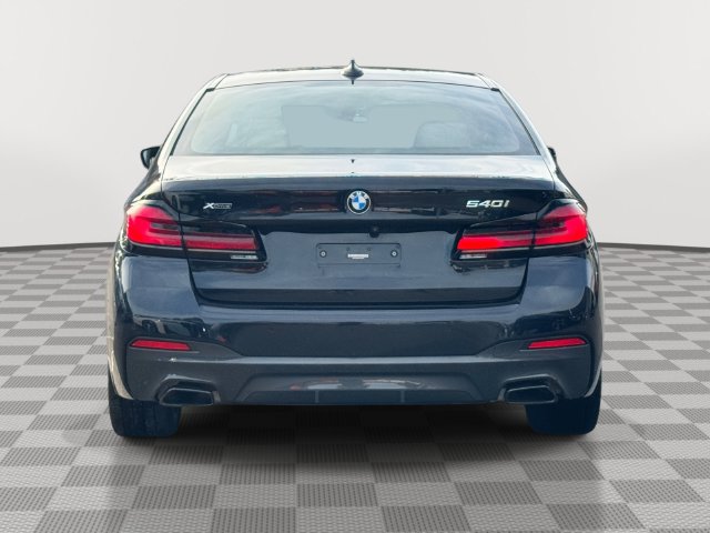 Used 2023 BMW 540i xDrive w/ M Sport Package AWD/4WD image 7