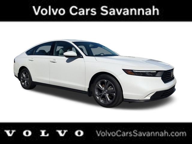 Used 2024 Honda Accord EX image 2