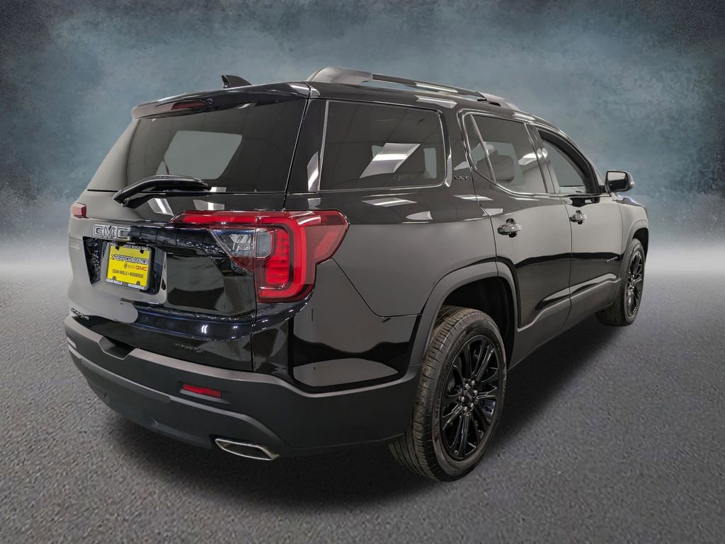 Used 2023 GMC Acadia SLT w/ Elevation Edition image 4