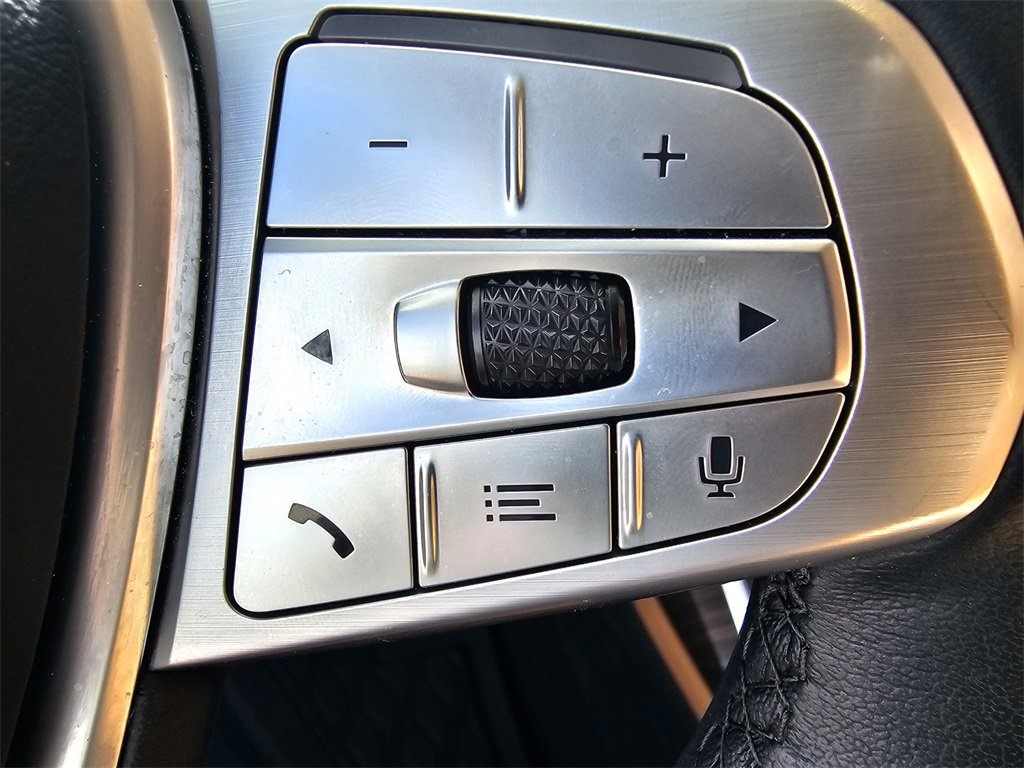 Used 2025 BMW X7 xDrive40i image 21