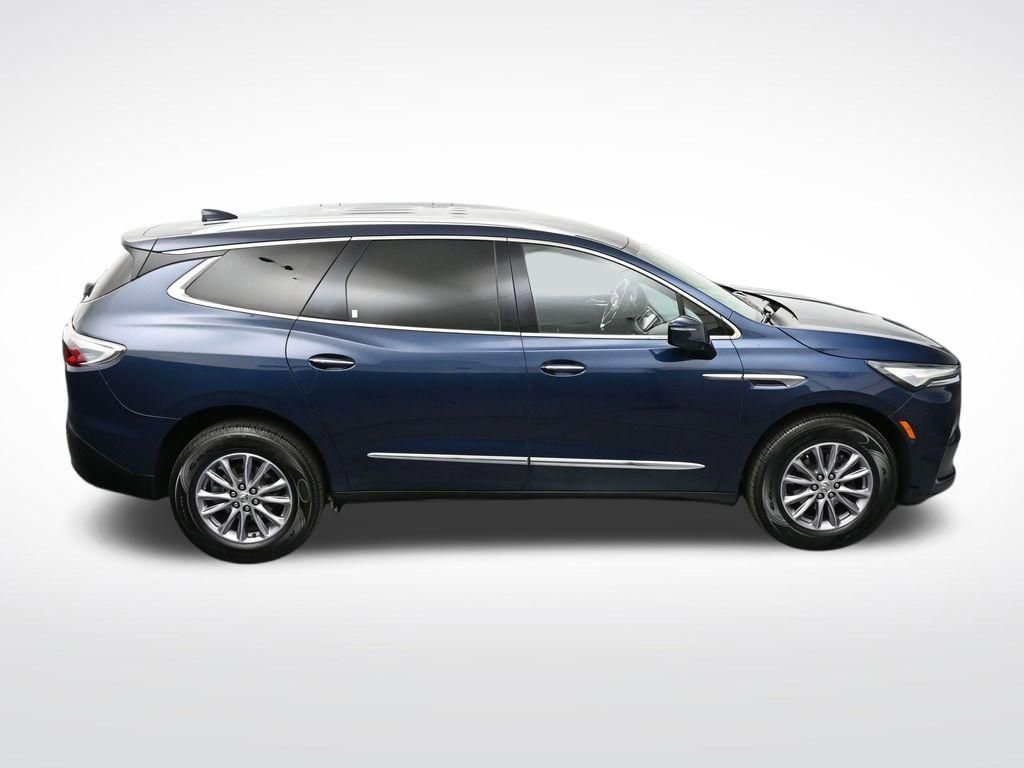 Used 2024 Buick Enclave Essence AWD/4WD image 23