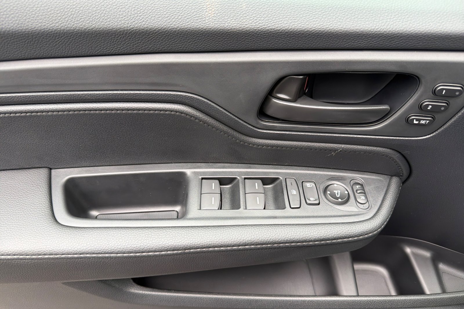New 2027 Honda Odyssey Sport-L image 10