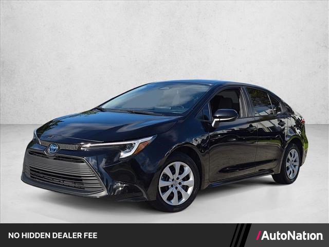 Used 2024 Toyota Corolla LE FWD image 1