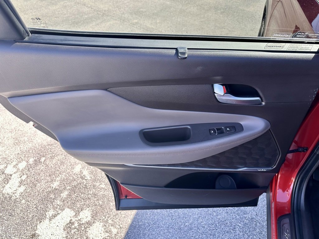Used 2020 Hyundai Santa Fe Limited w/ Cargo Package image 29