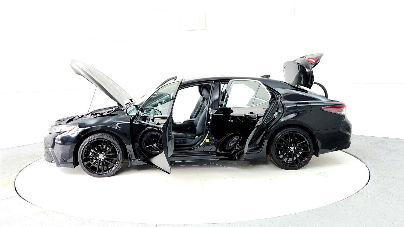 Certified 2023 Toyota Camry XSE w/ Cold Weather Package AWD/4WD image 10