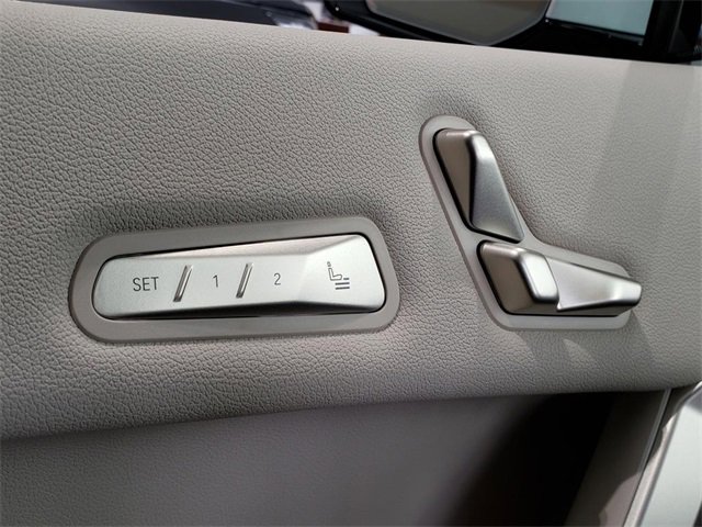 New 2026 BMW iX xDrive45 image 17