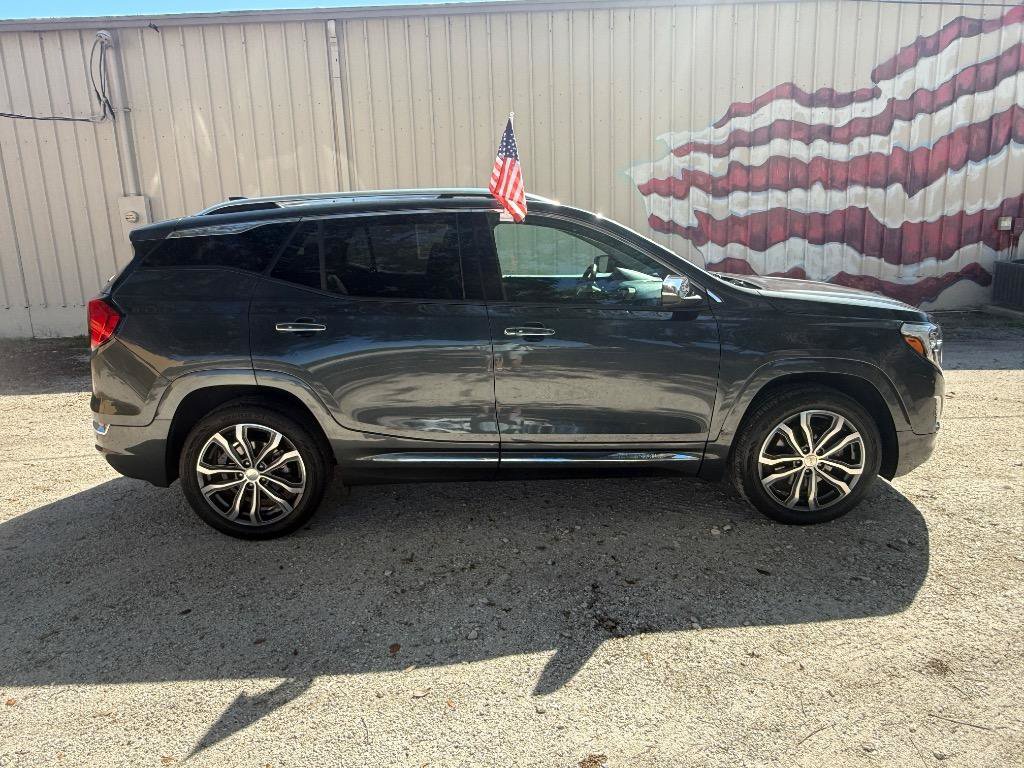 Used 2018 GMC Terrain Denali w/ Comfort Package AWD/4WD image 5