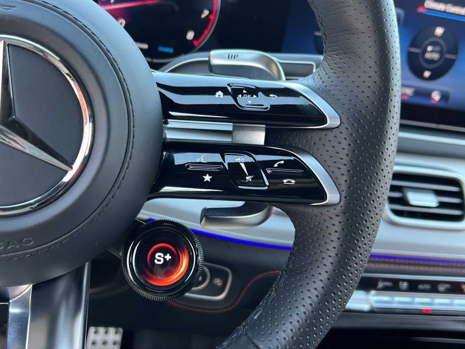 Certified 2024 Mercedes-Benz GLE 53 AMG 4MATIC Coupe image 31