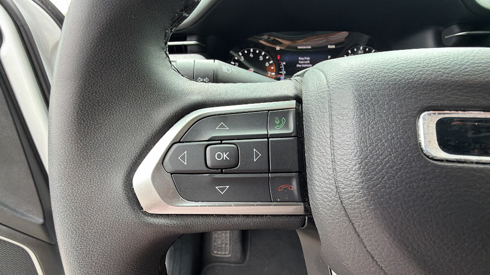 Used 2024 Jeep Compass Latitude AWD/4WD image 26