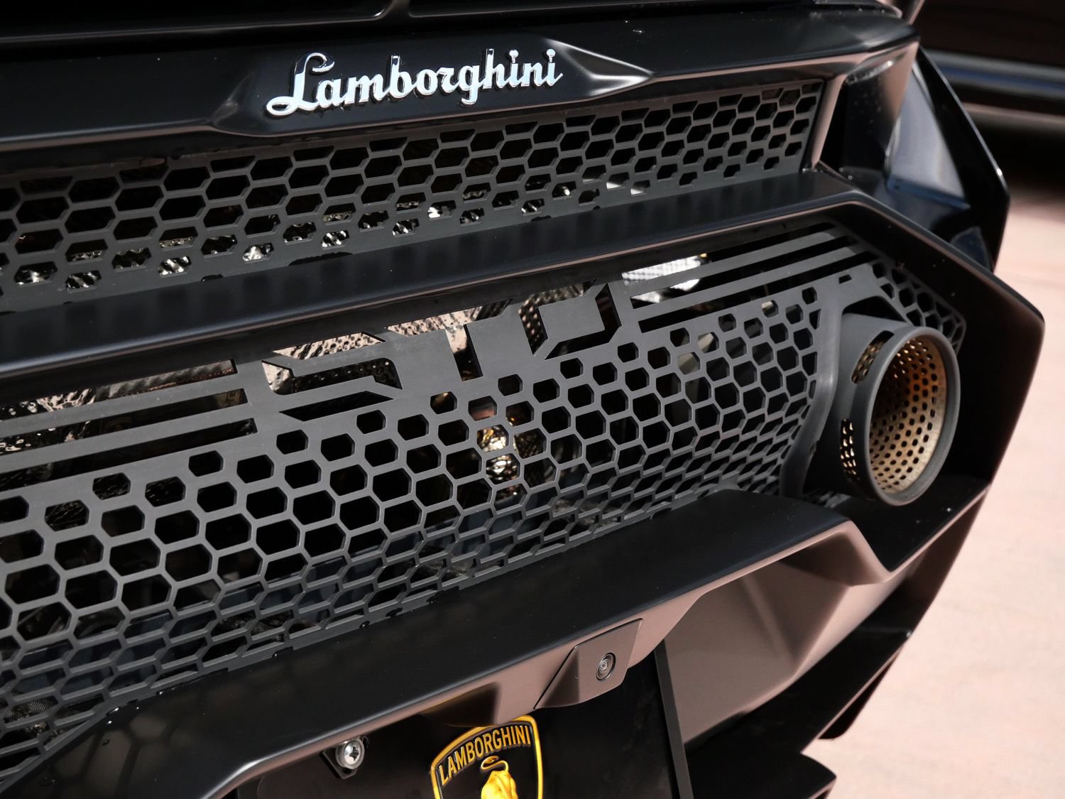 Used 2023 Lamborghini Huracan STO RWD image 10