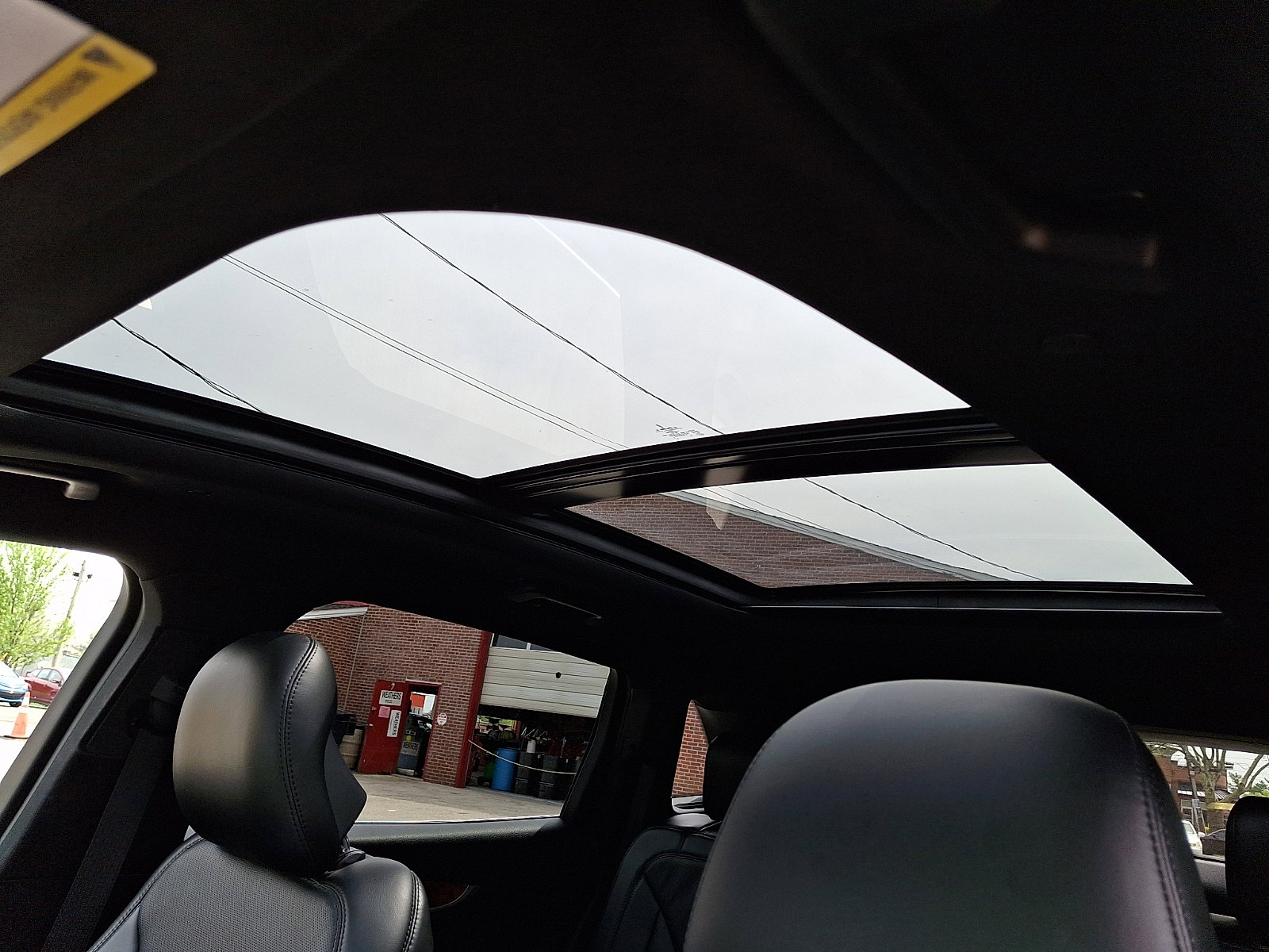 Used 2016 Lincoln MKX Reserve w/ Luxury Package image 16