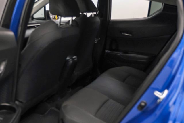 Used 2020 Toyota C-HR LE image 35