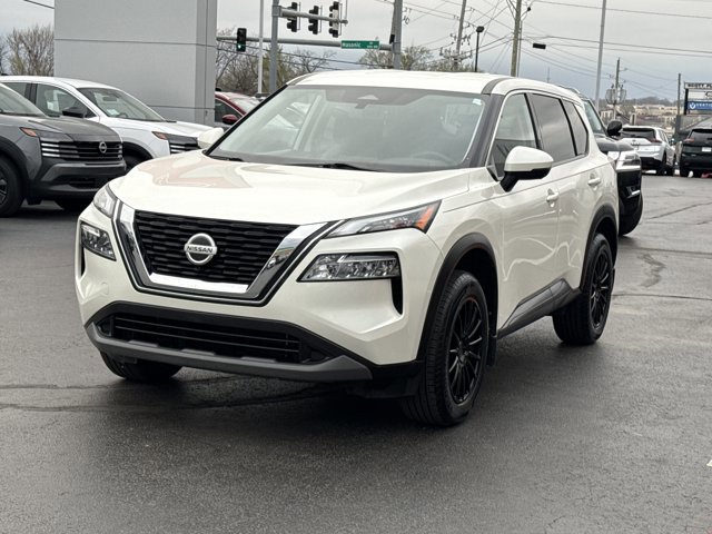 Certified 2021 Nissan Rogue SV image 12