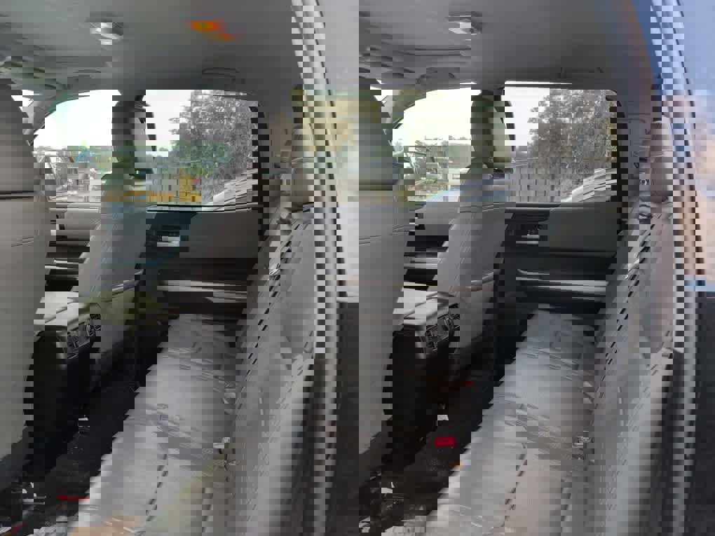 Used 2015 Toyota Tundra Limited RWD image 9