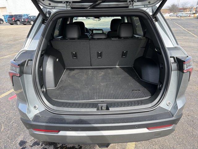 New 2026 Chevrolet Equinox LT w/ Convenience Package II image 33