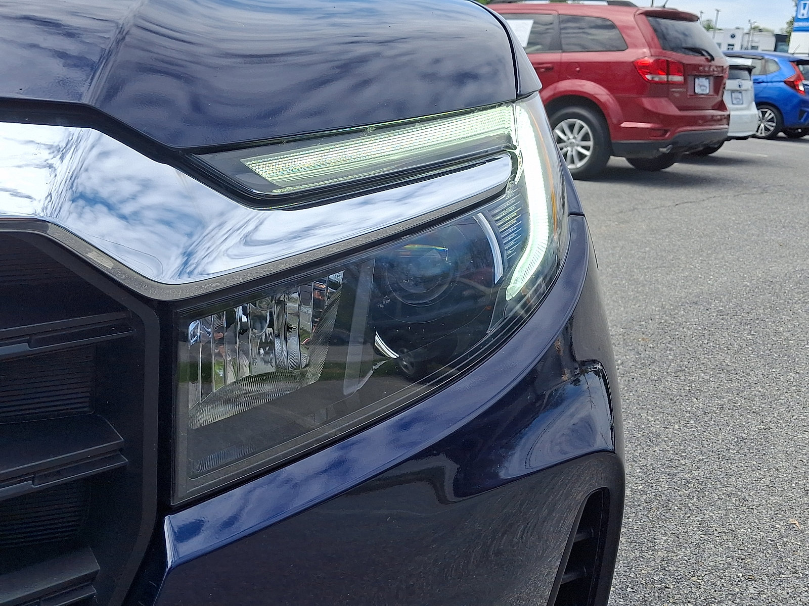 Used 2023 Honda Passport EX-L image 9