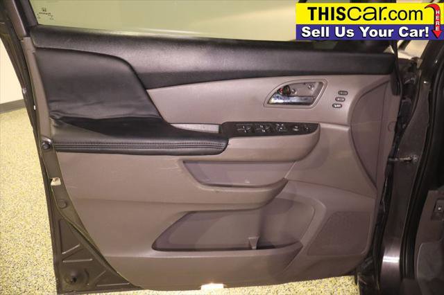 Used 2015 Honda Odyssey Touring Elite image 32