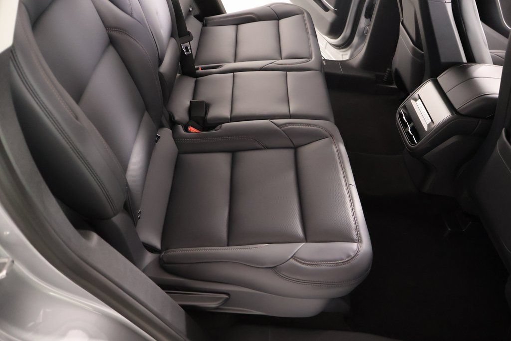 New 2026 Lincoln Nautilus Premier AWD/4WD image 14
