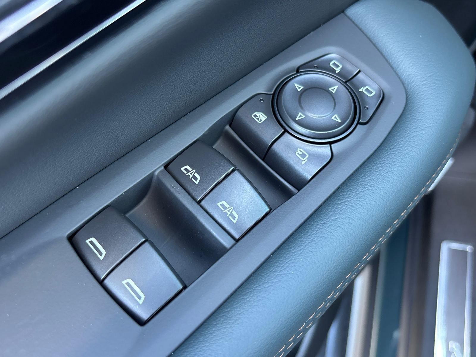 New 2026 GMC Yukon AT4 image 20