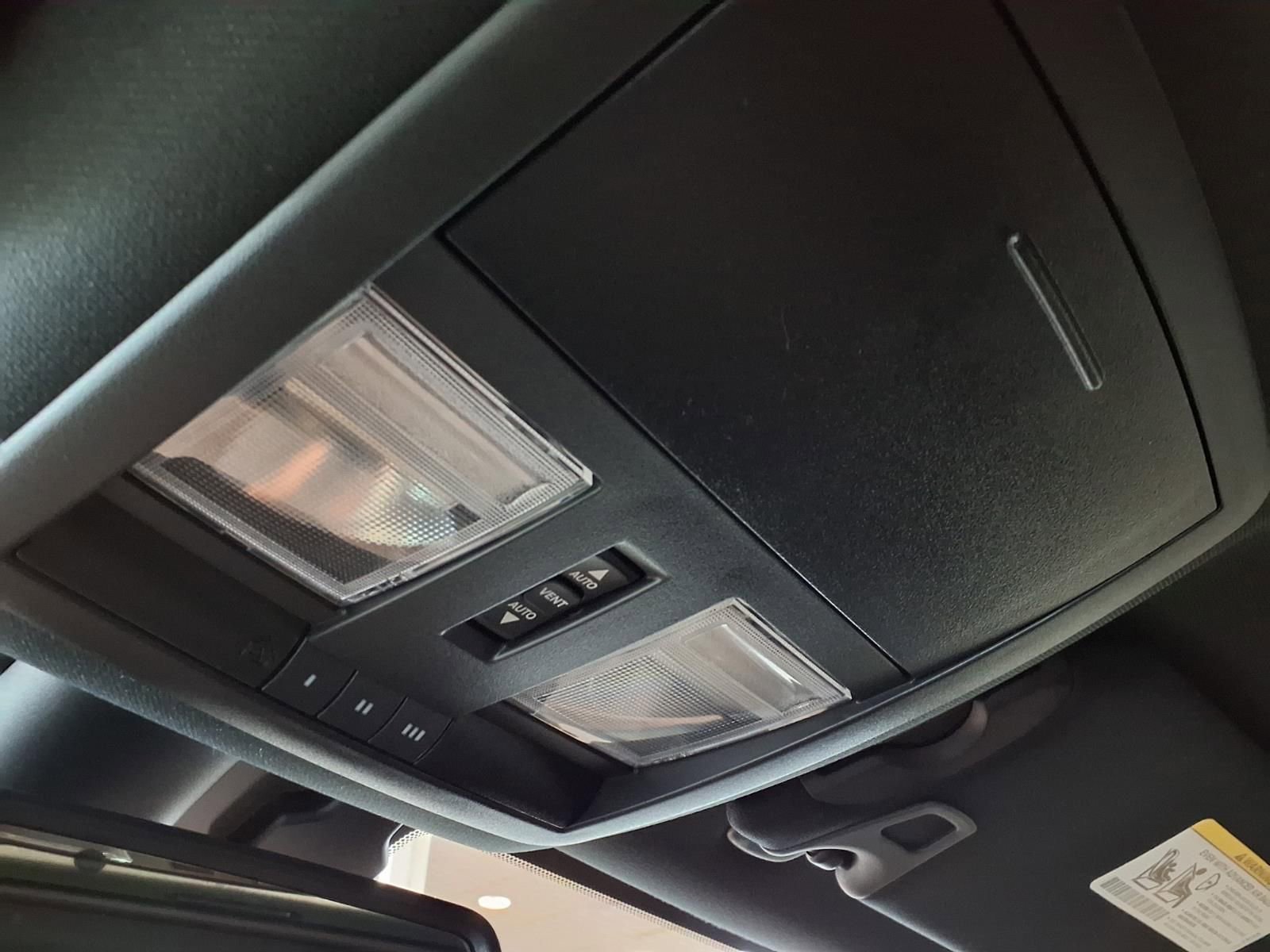 Used 2019 Dodge Challenger SRT Hellcat Redeye image 26