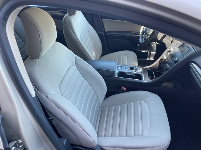 Used 2018 Ford Fusion S FWD image 44