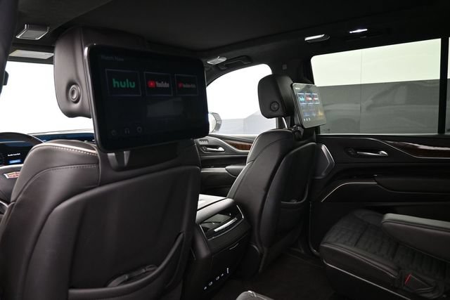 Used 2024 Cadillac Escalade Sport Platinum w/ LPO, Floor Liner Package AWD/4WD image 18