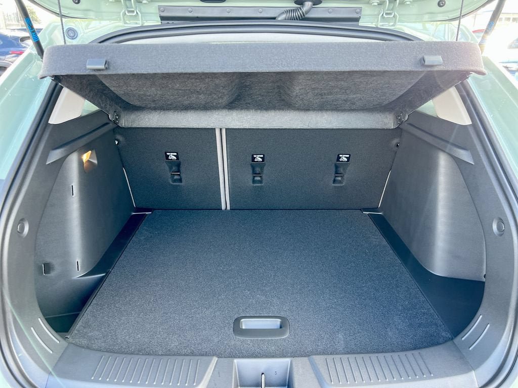 New 2026 Chevrolet Trax ACTIV w/ Sunroof Package FWD image 21