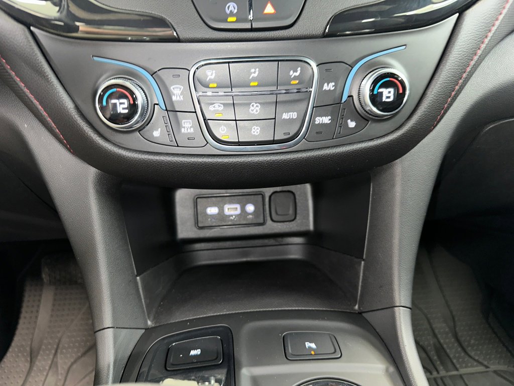 Certified 2022 Chevrolet Equinox RS w/ LPO, Floor Liner Package image 13