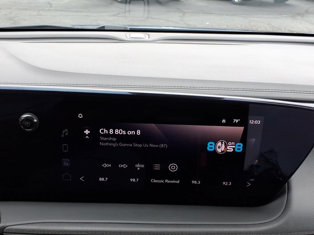 Used 2025 Buick Encore GX Sport Touring FWD image 16