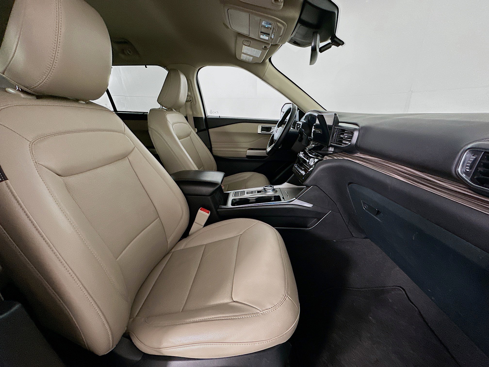 Used 2023 Ford Explorer Limited image 33