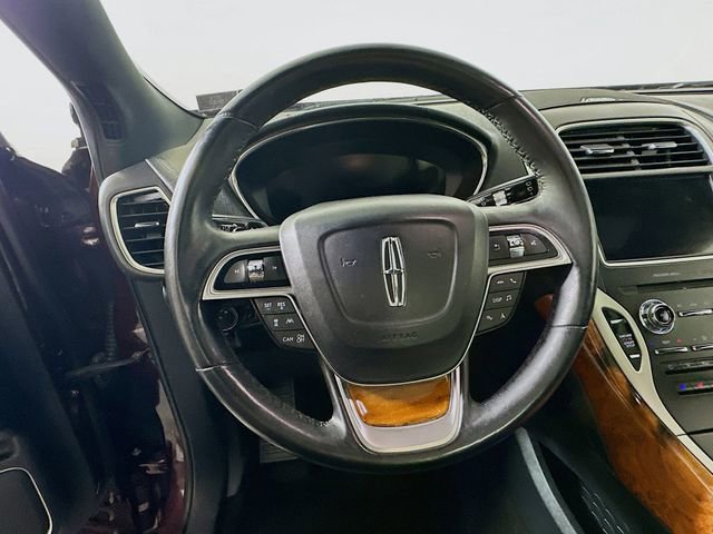 Used 2020 Lincoln Nautilus Reserve w/ Equipment Group 201A image 12