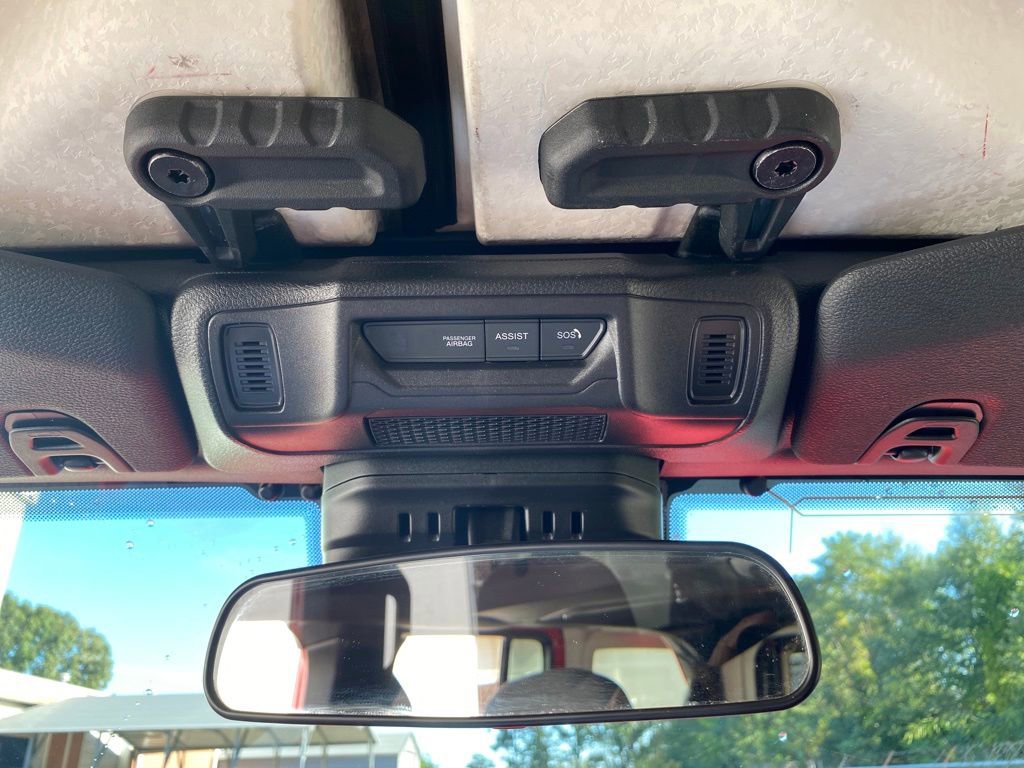 Used 2024 Jeep Wrangler Unlimited Sahara image 36