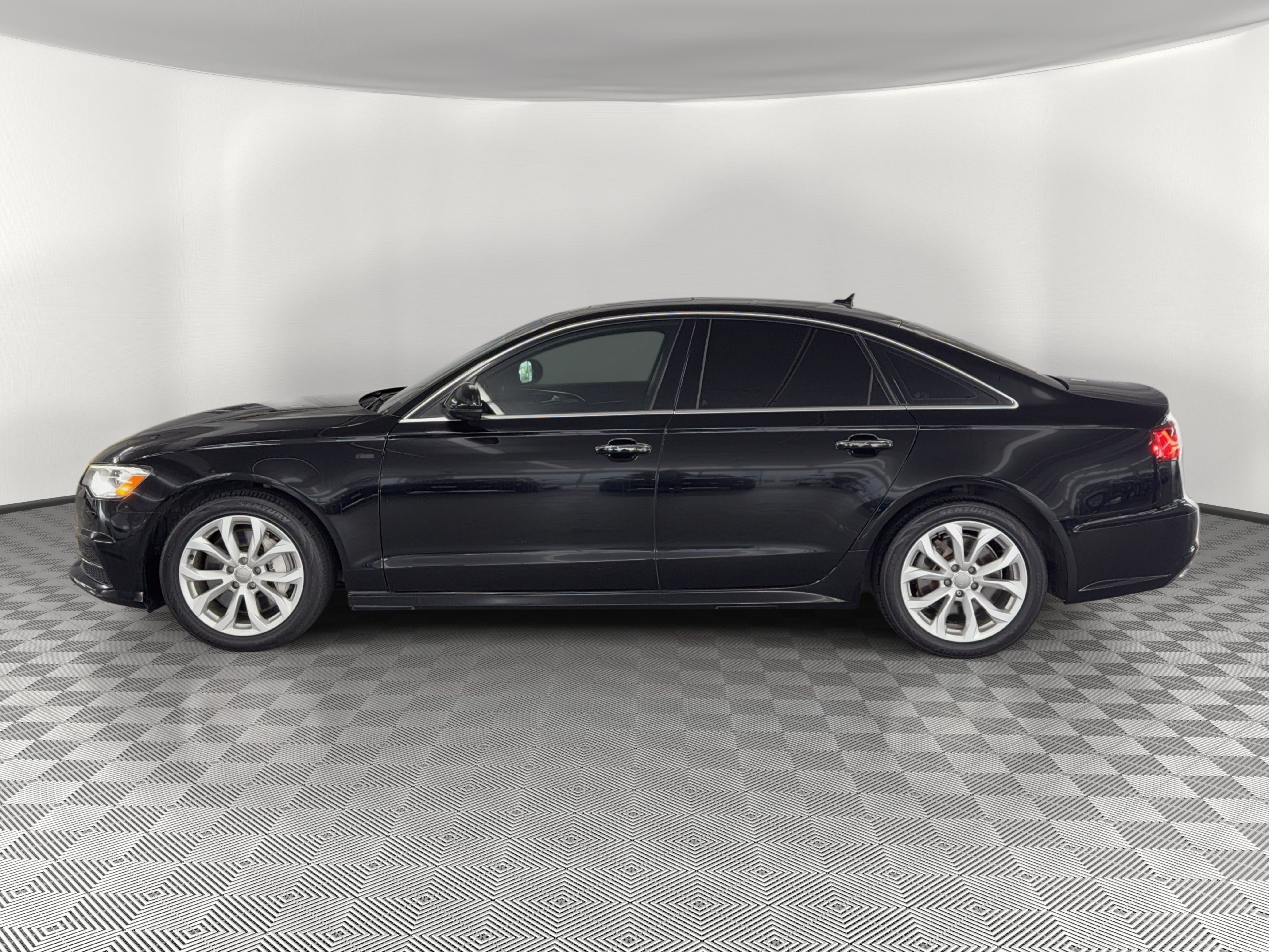 Used 2018 Audi A6 2.0T Premium FWD image 2