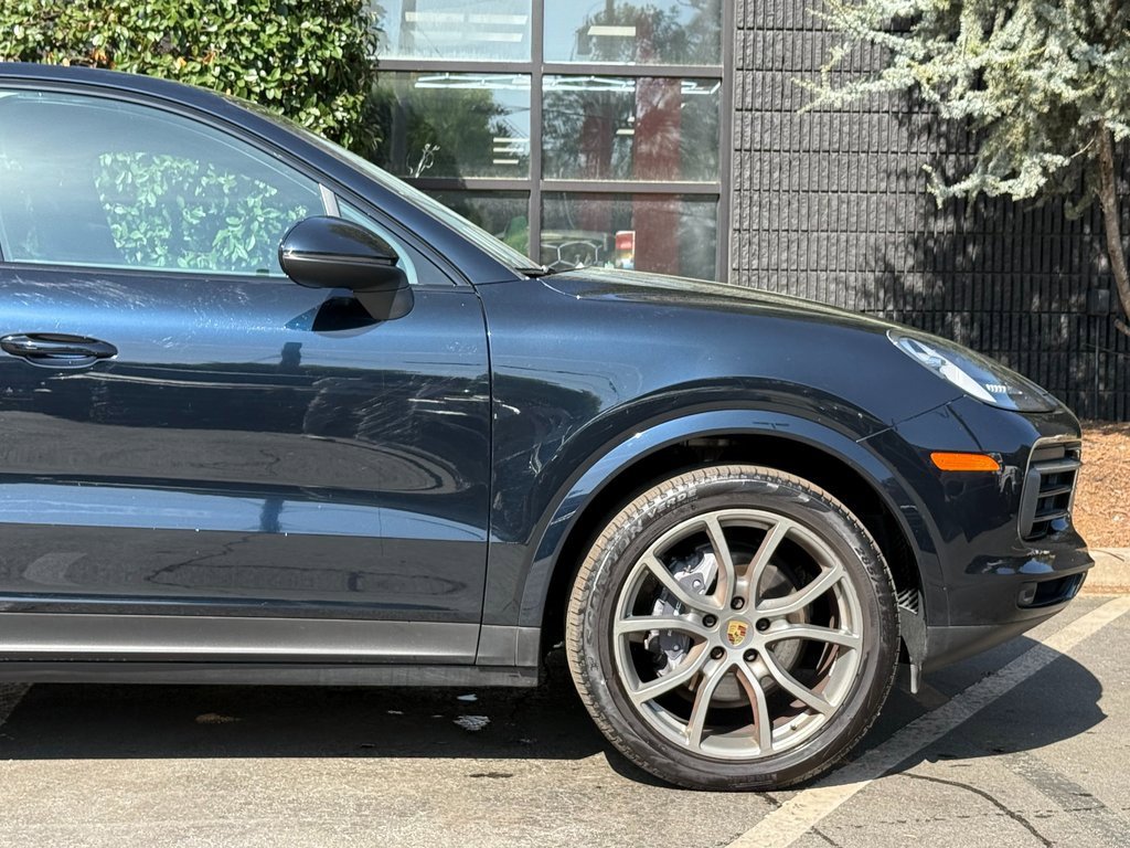 Used 2020 Porsche Cayenne image 20