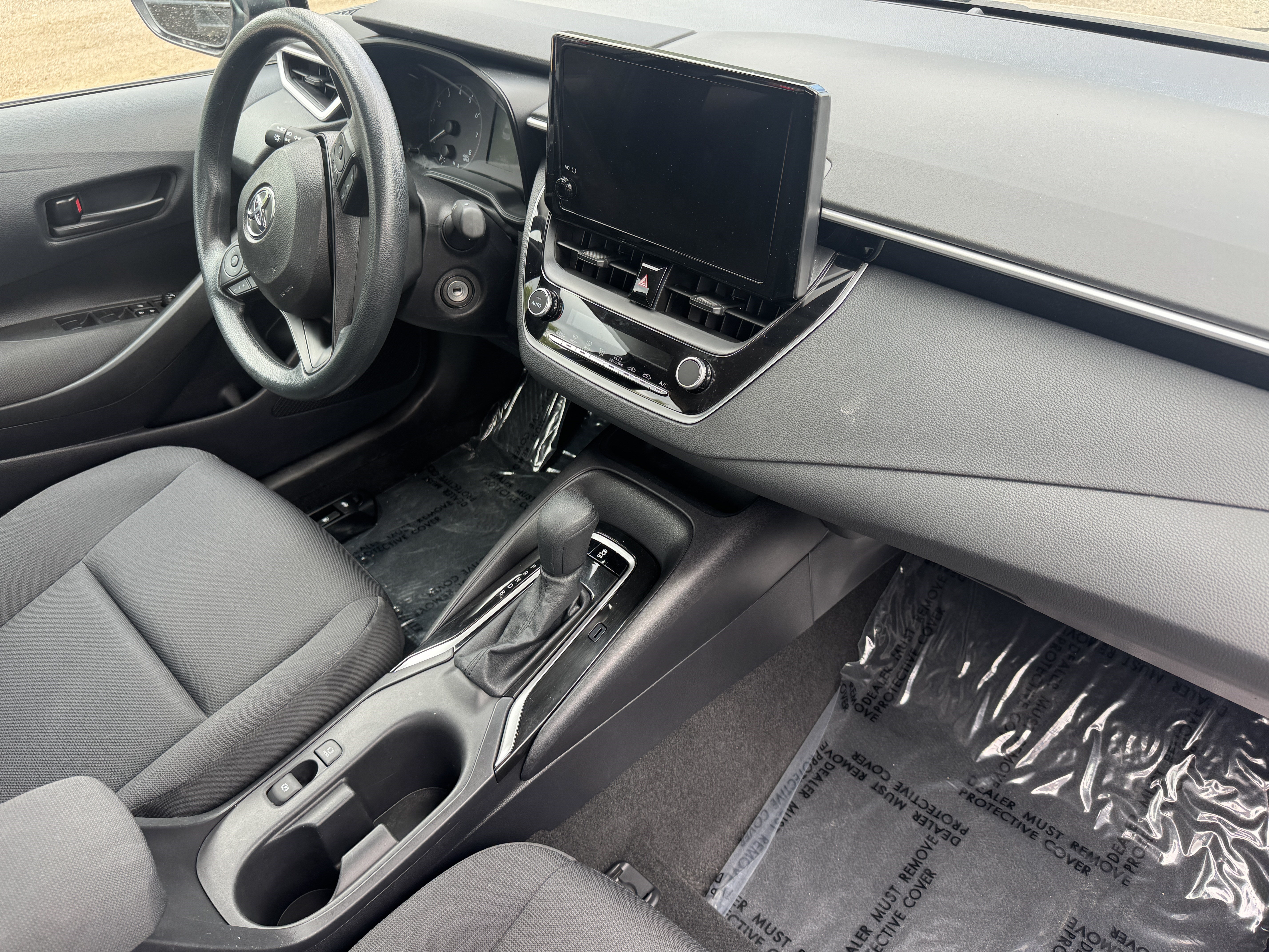 Certified 2025 Toyota Corolla LE FWD image 28