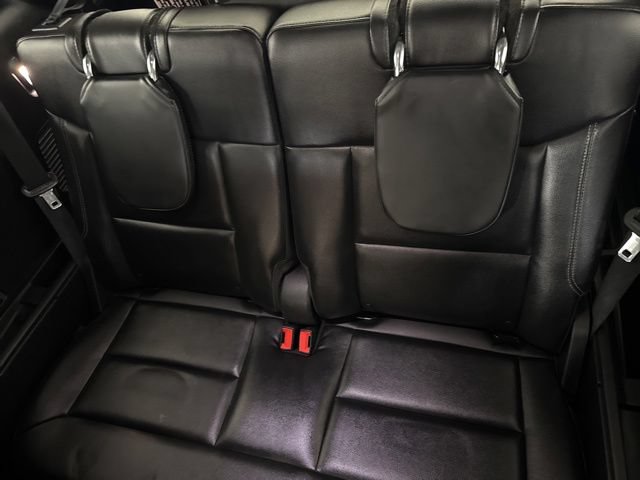 Used 2021 Ford Explorer XLT w/ Equipment Group 202A AWD/4WD image 17