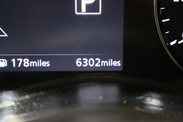 Used 2022 Nissan Kicks SR image 37