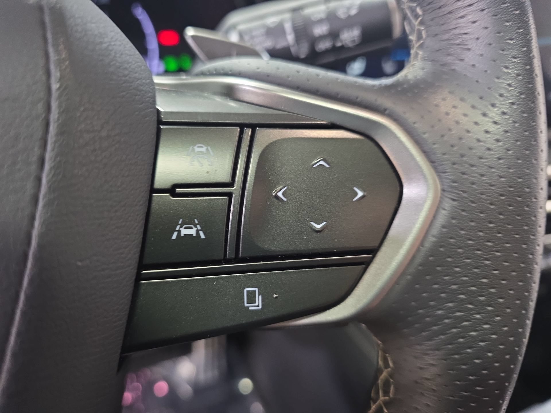 Used 2024 Lexus RX 350 F Sport w/ Convenience Package AWD/4WD image 18