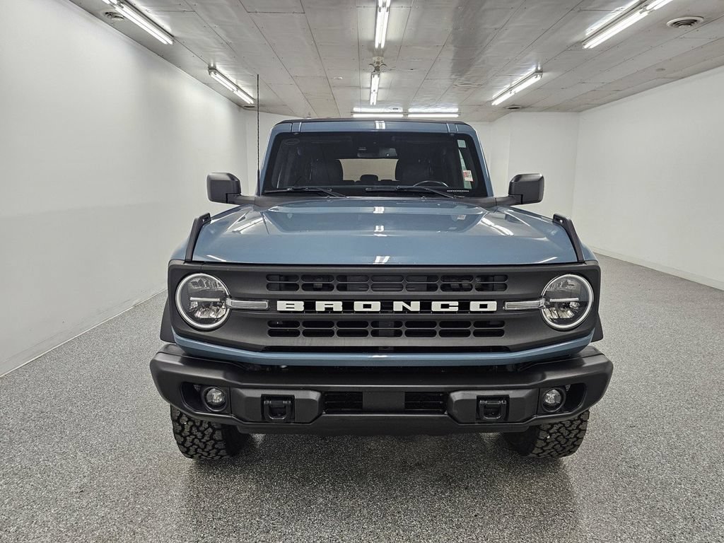 Used 2022 Ford Bronco Black Diamond AWD/4WD image 2