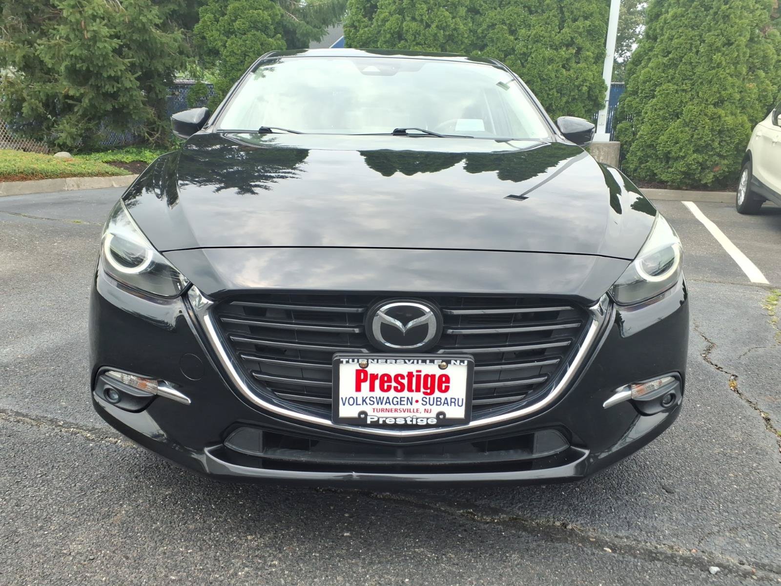 Used 2017 MAZDA MAZDA3 Grand Touring w/ Premium Equipment Package FWD image 6